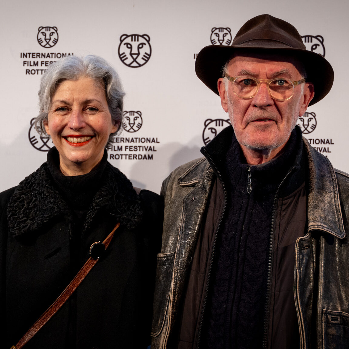 Emma Matthews Christopher Petit - D IS FOR DISTANCE - 010225-1 (kopio)